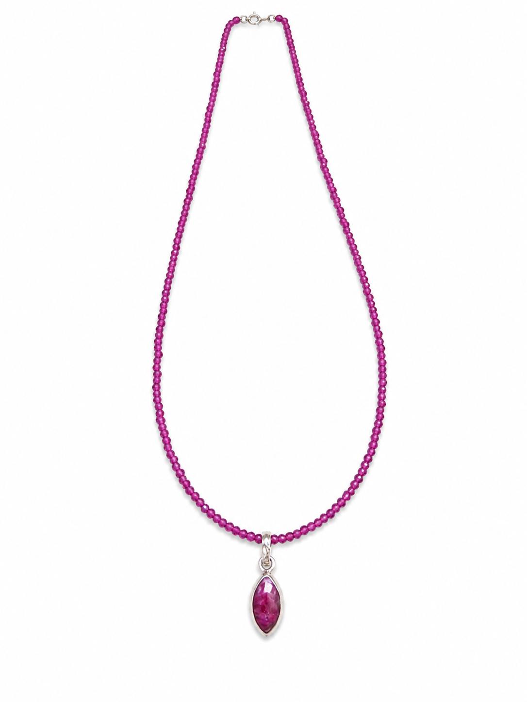 collar rubí