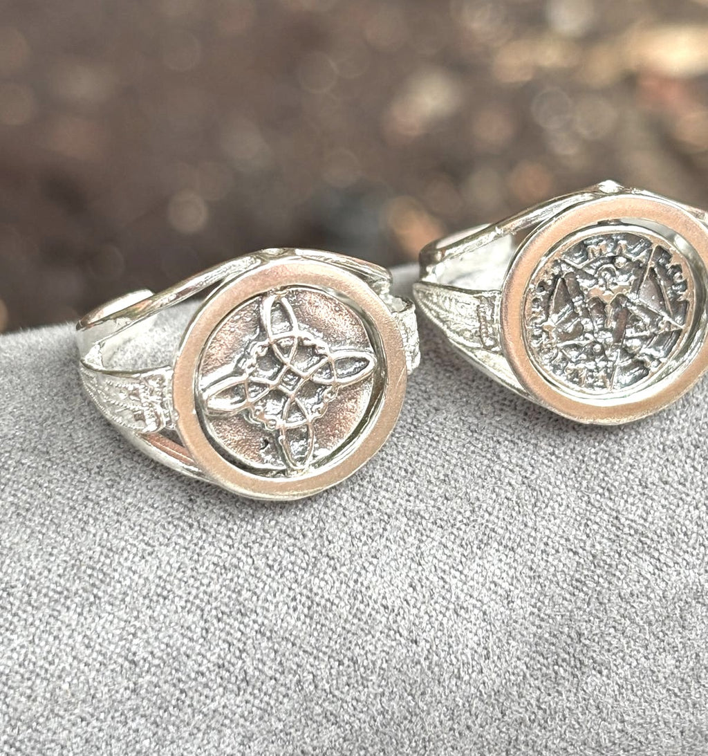 Anillo giratorio nudo de bruja y tetragrámaton plata 925