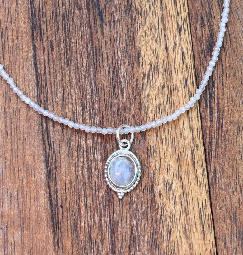 collar piedra luna