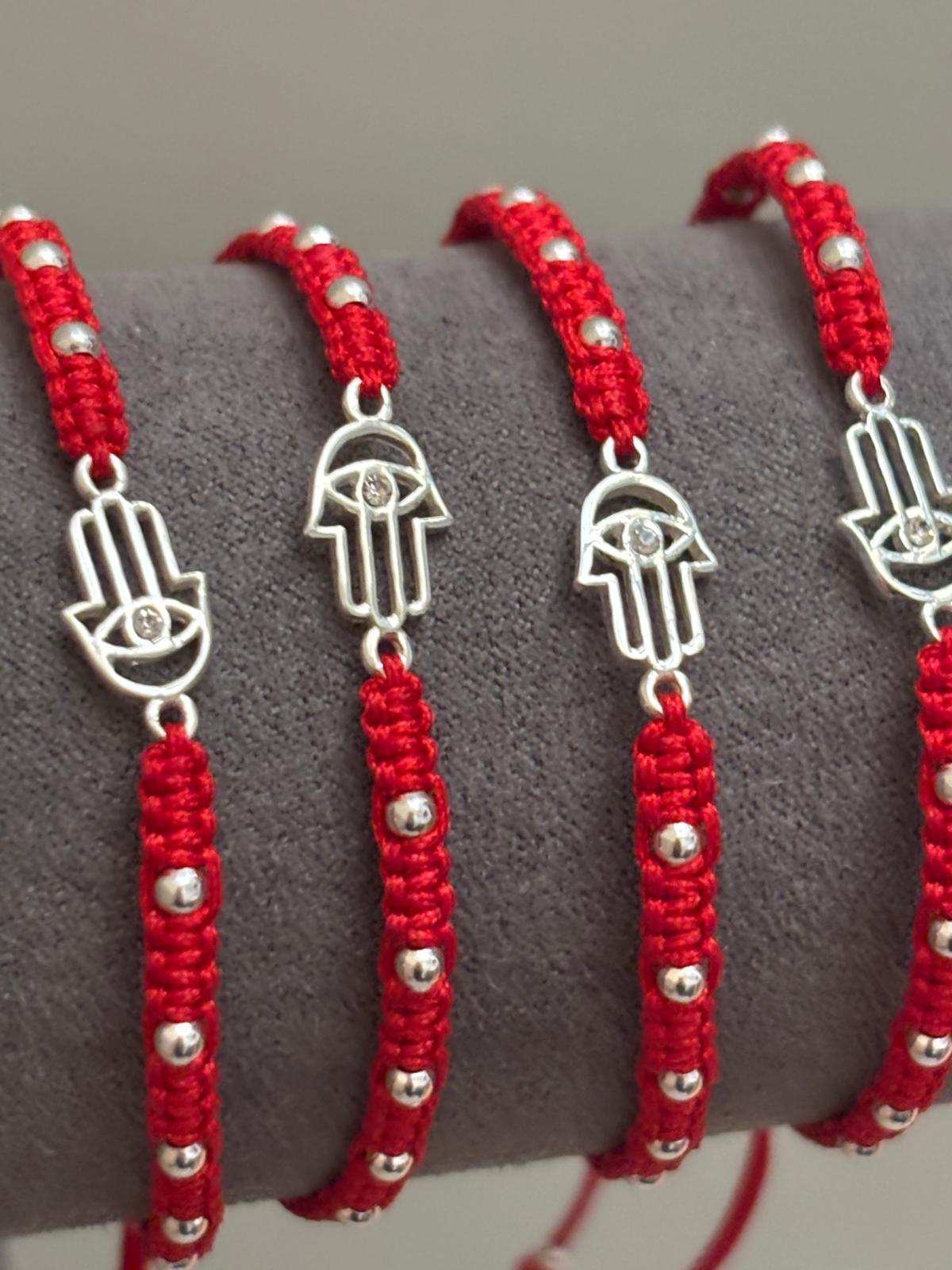 pulsera mano de fátima macramé