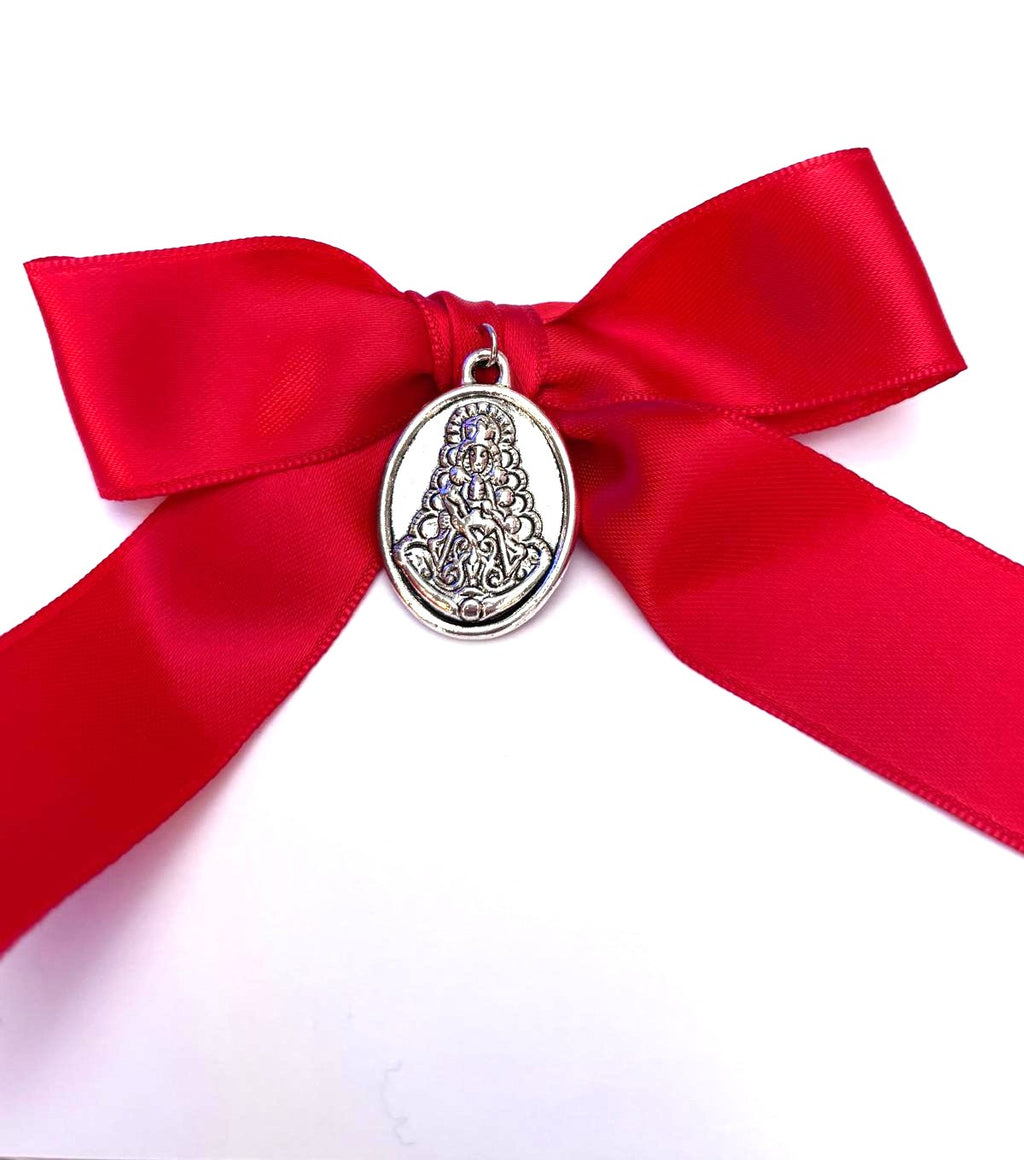 lazo con medalla para protección