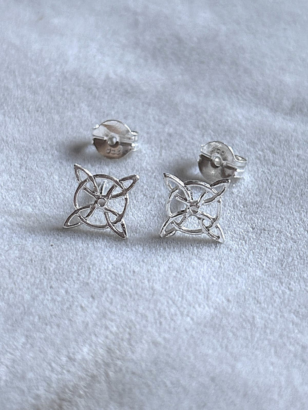 Pendientes nudo de bruja