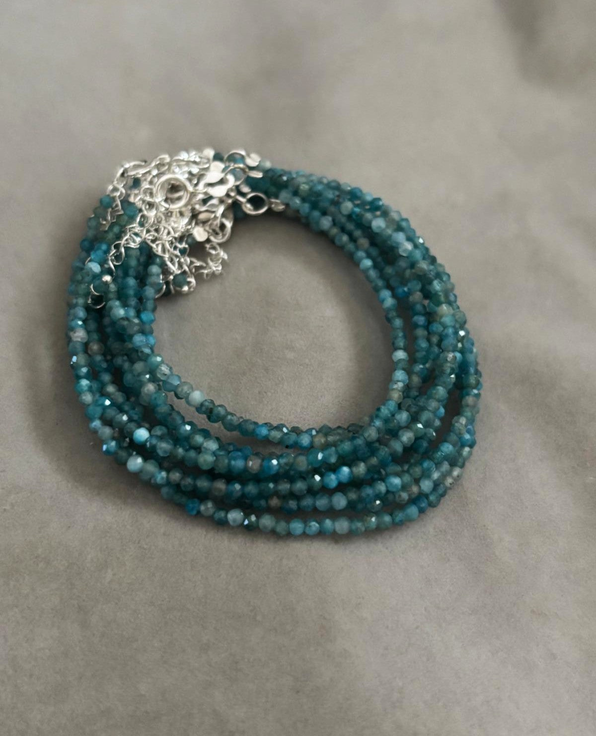 pulsera apatita facetada