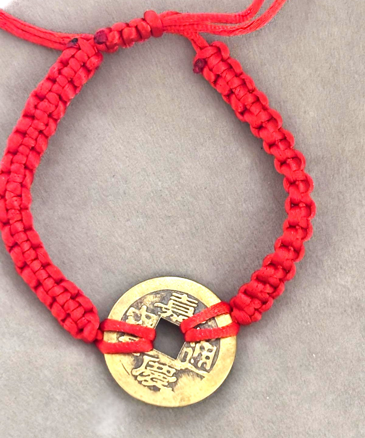 pulsera feng shui macramé-ATRAE DINERO-con moneda