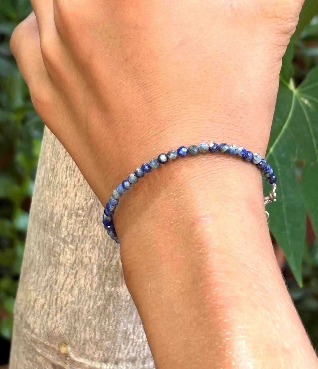 pulsera facetada lapizlázuli