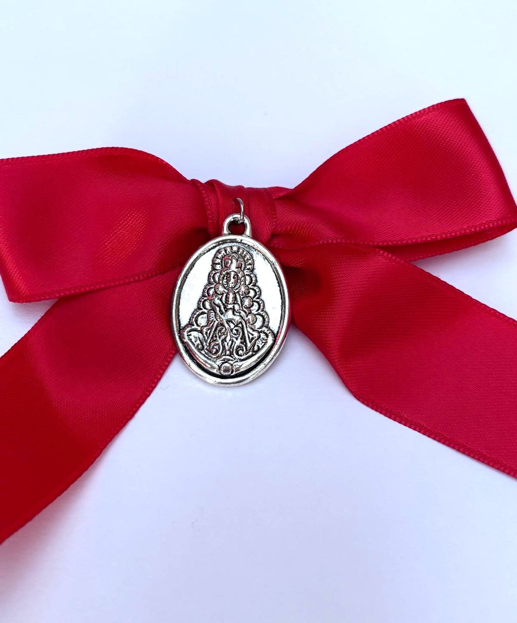 lazo con medalla para protección