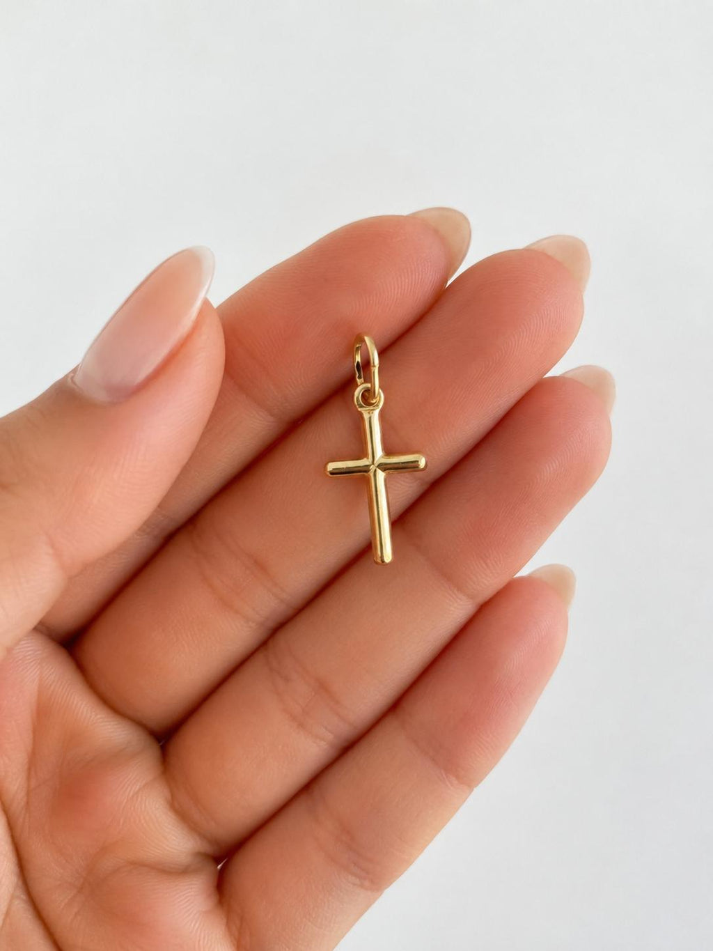 Colgante cruz plata 925 chapada en oro 18K - Joyería espiritual 40ycuatro