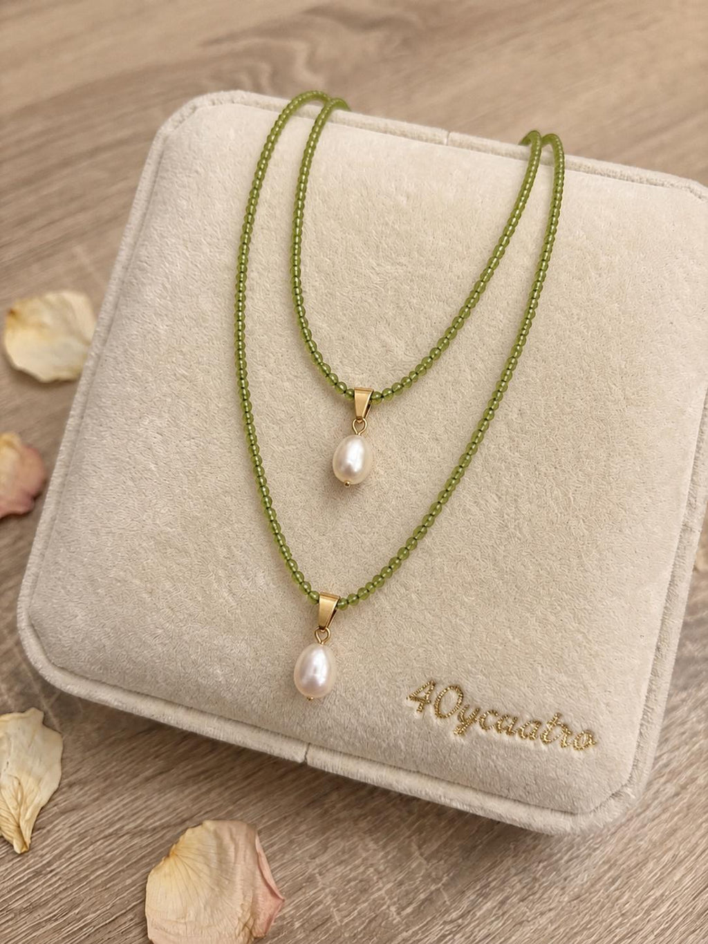 Collar doble peridoto y perla