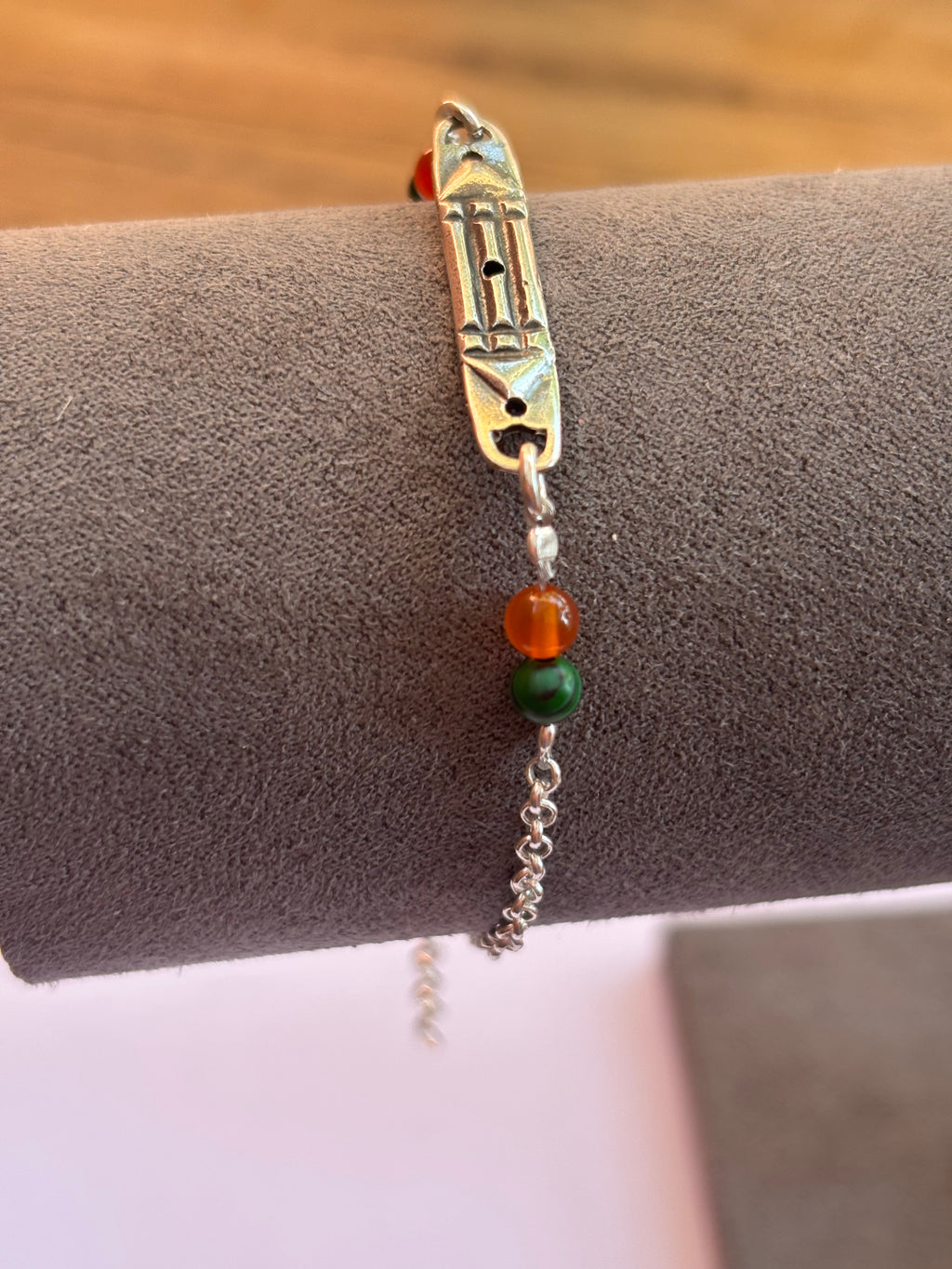 Pulsera Atlante, cornalina y Malaquita