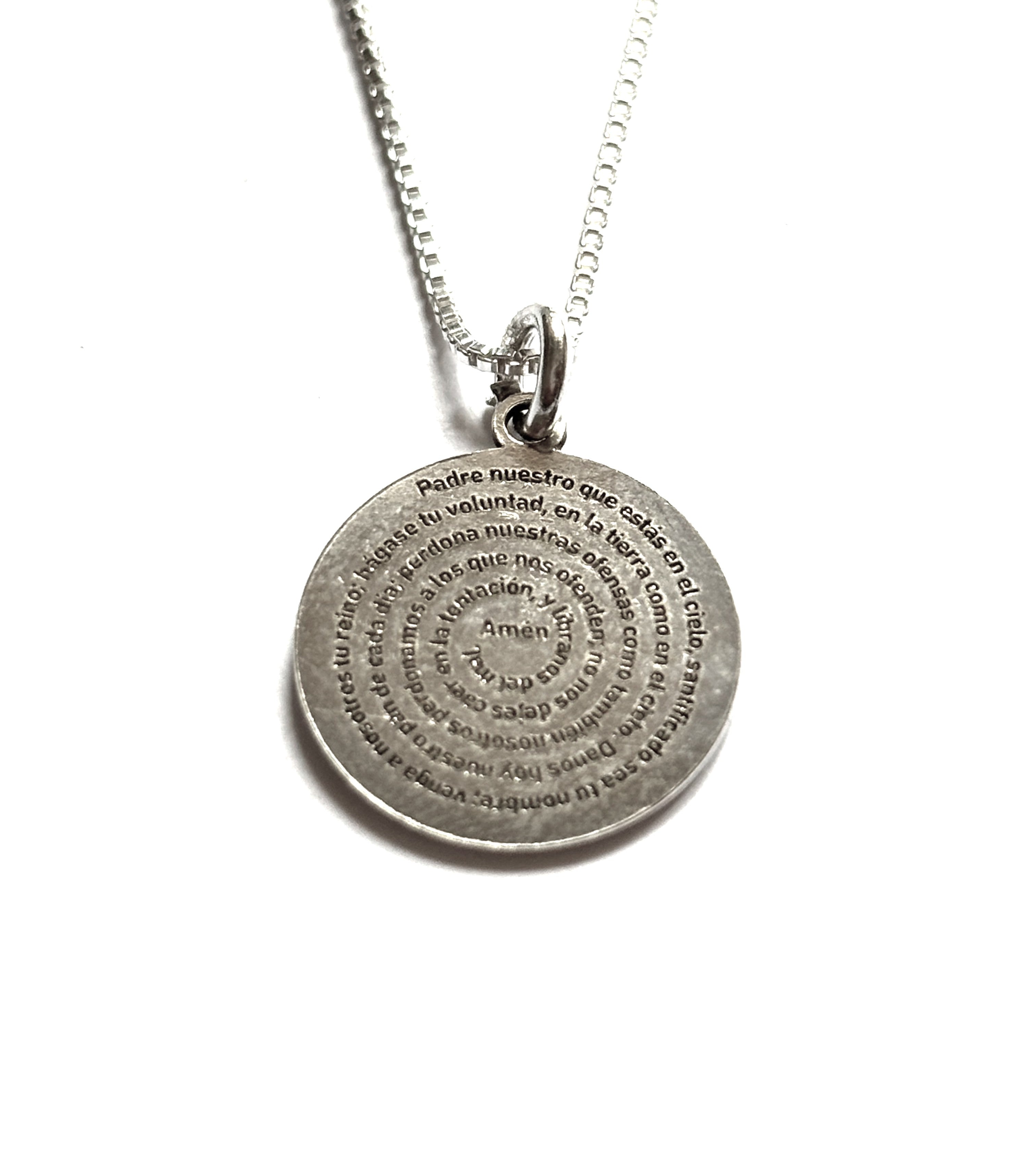 collar medalla Jesús con padre nuestro