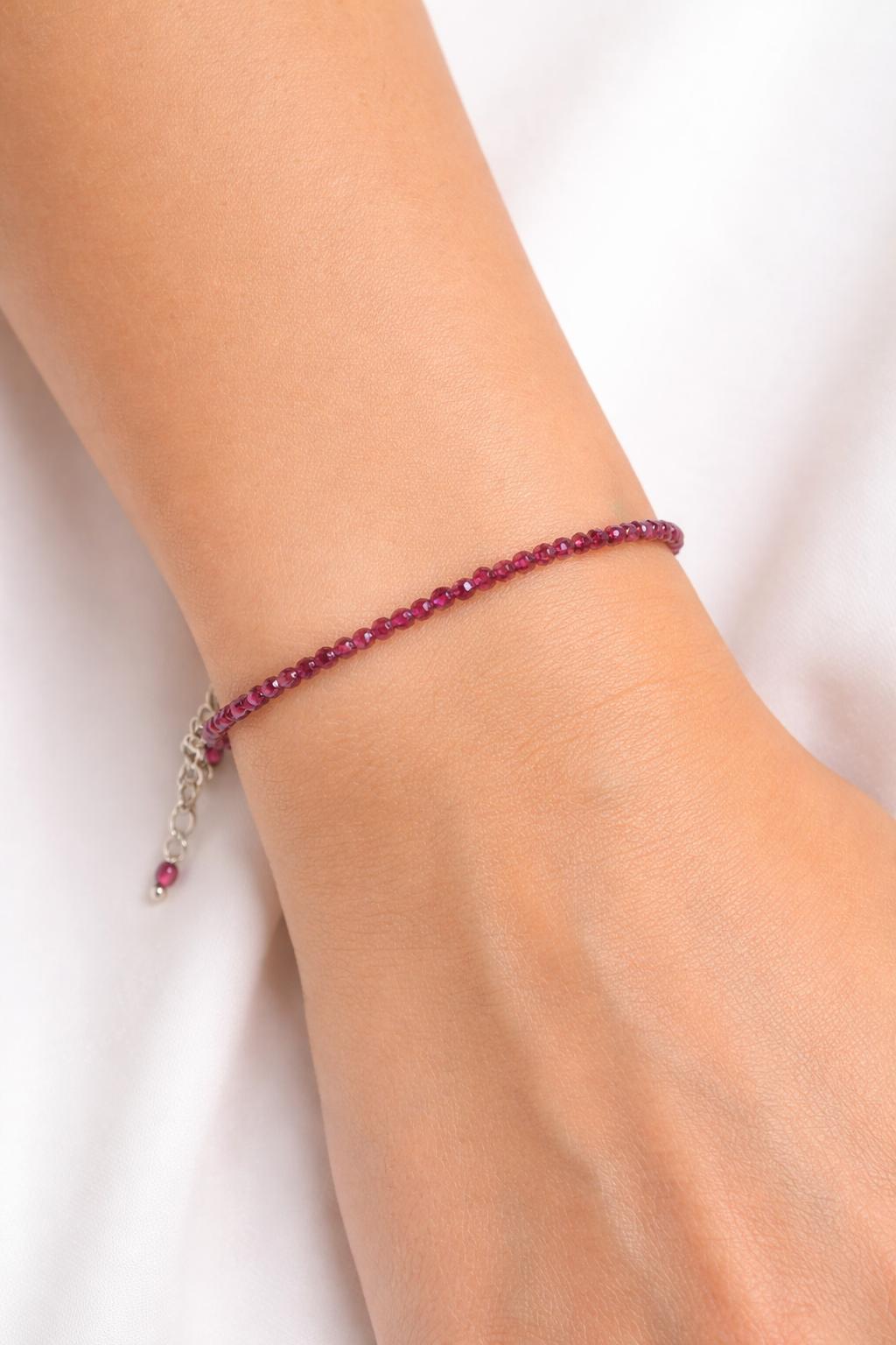 pulsera facetada rubí