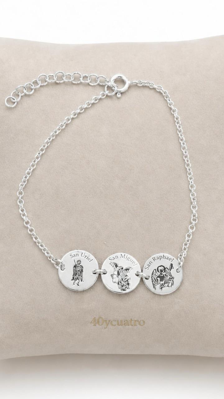 Pulsera tres arcángeles Rafael Miguel y Uriel plata 925 · 40ycuatro