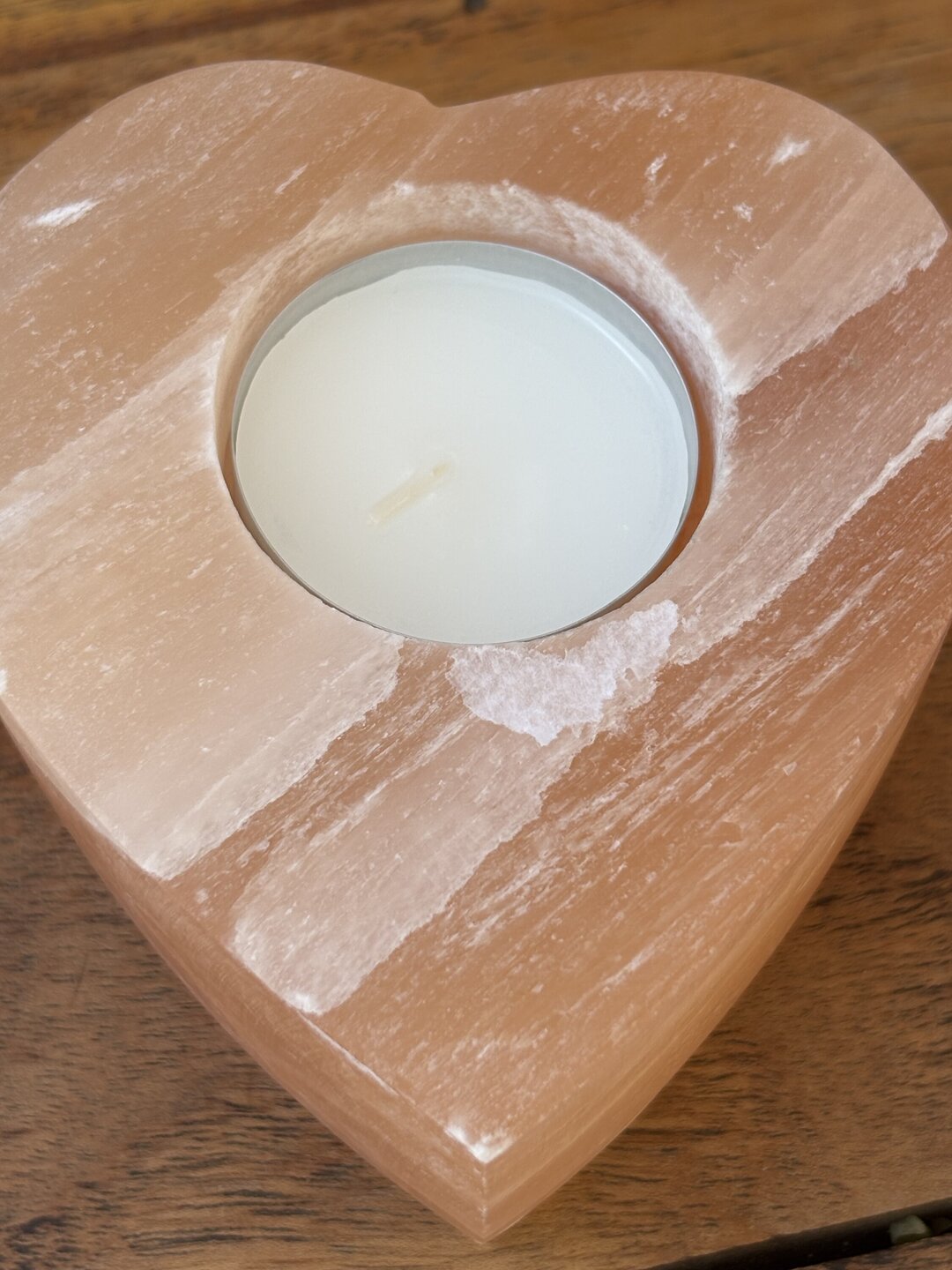 cargador energético en forma de vela corazón de selenita 9cm aprox