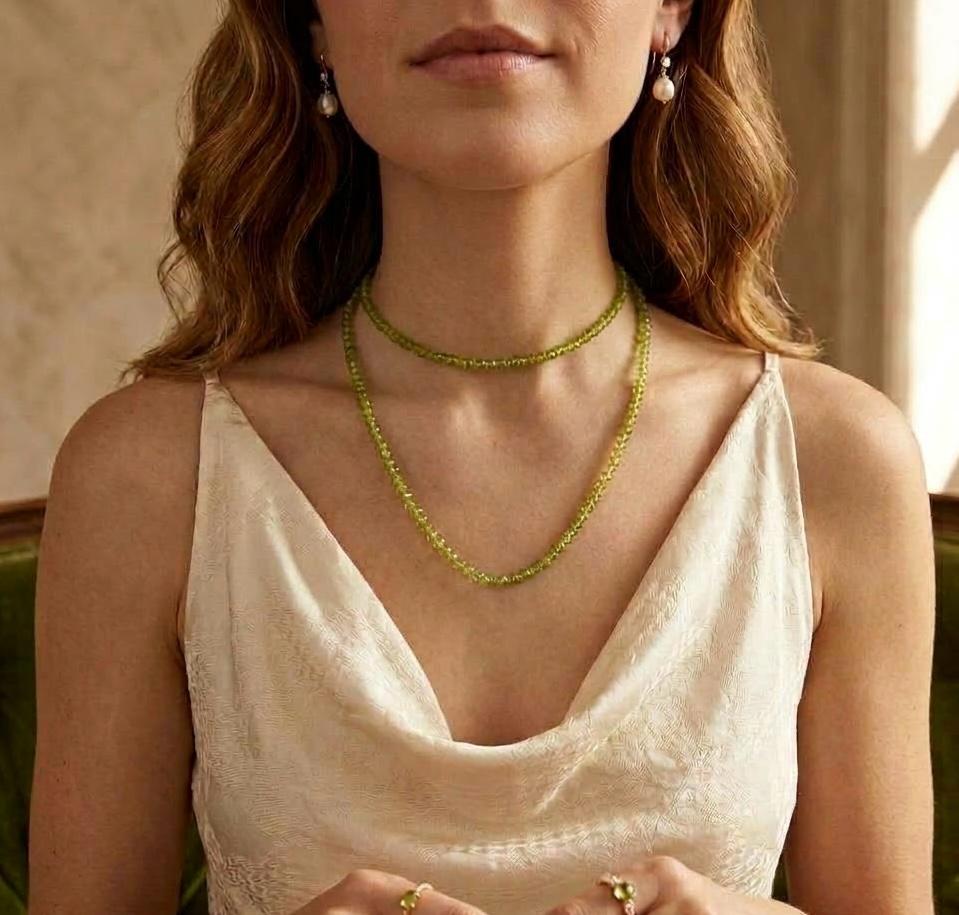Collar Doble de Peridoto · Luz y Renovación