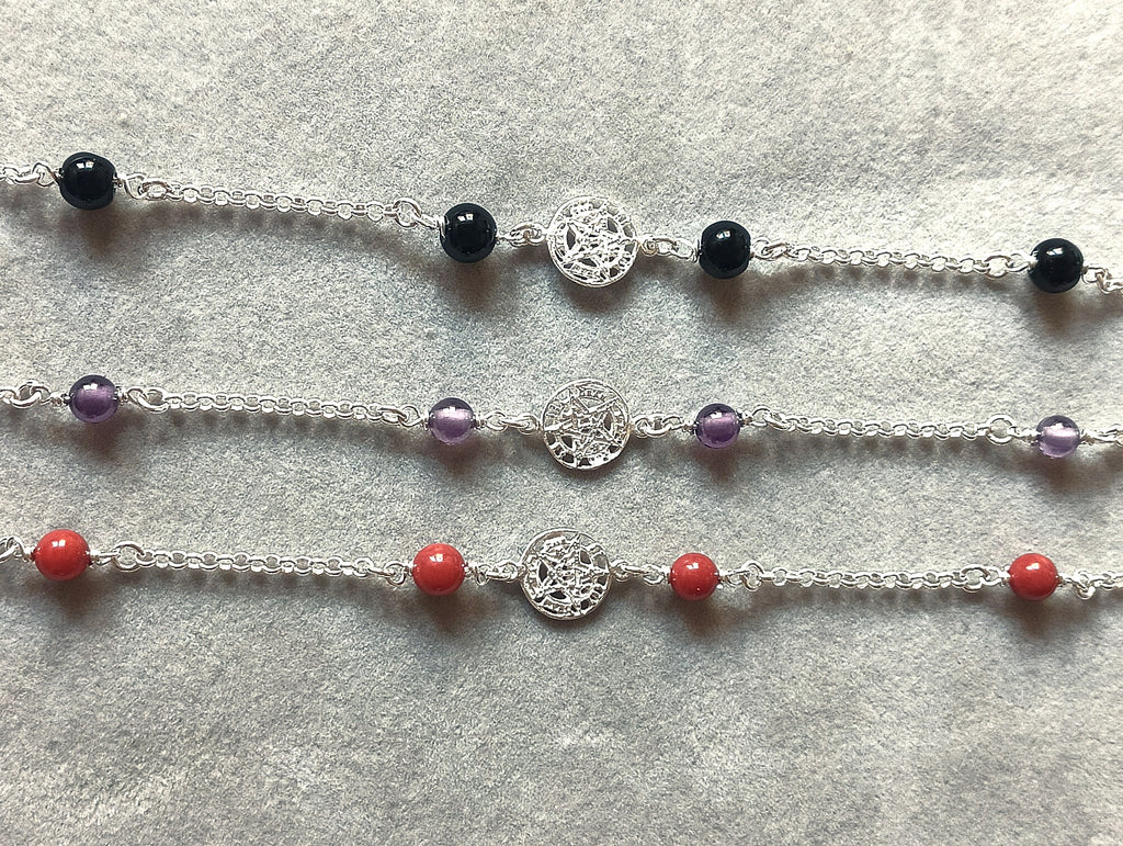 Pulsera tetragrámaton con piedras
