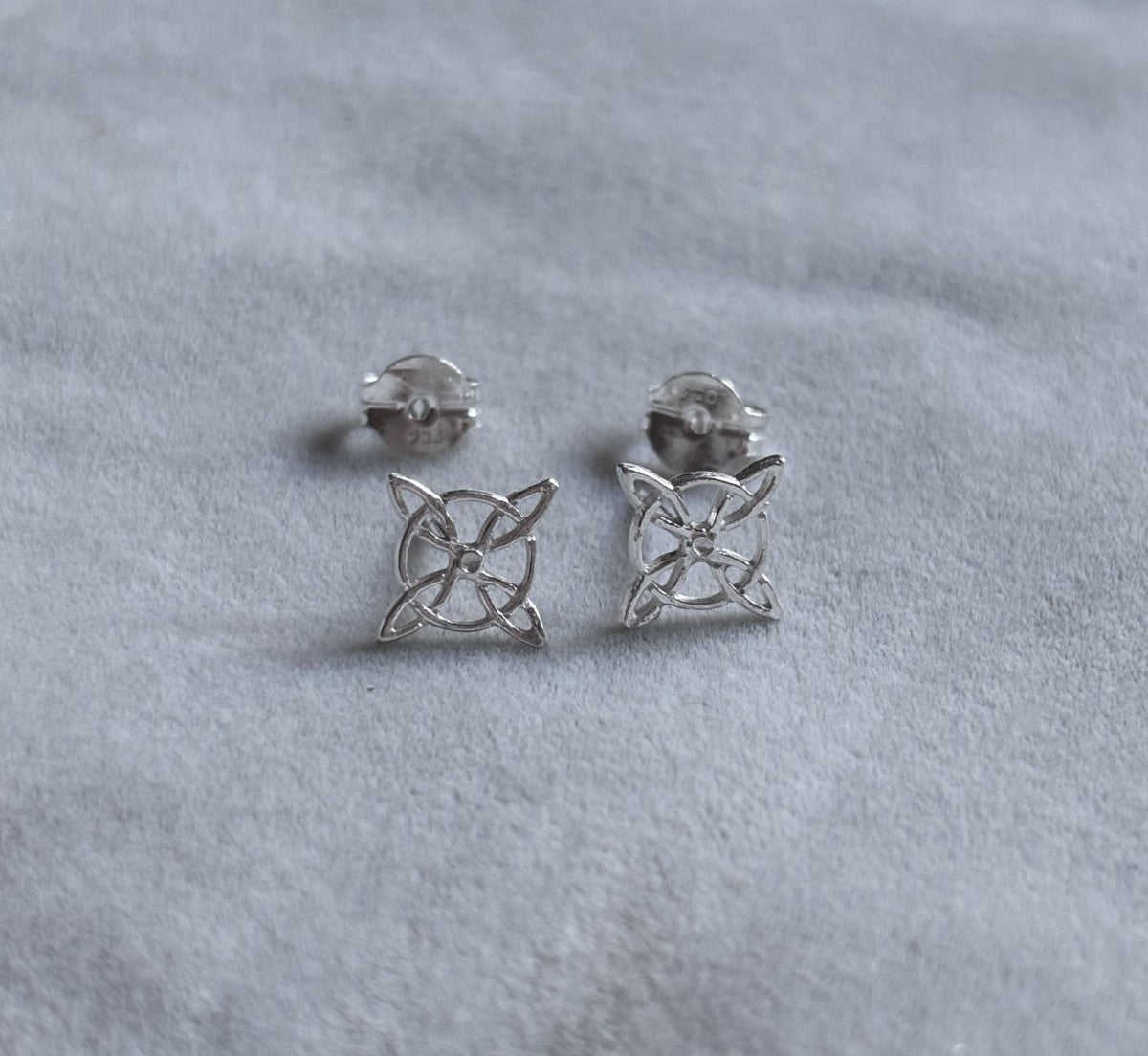 Pendientes nudo de bruja
