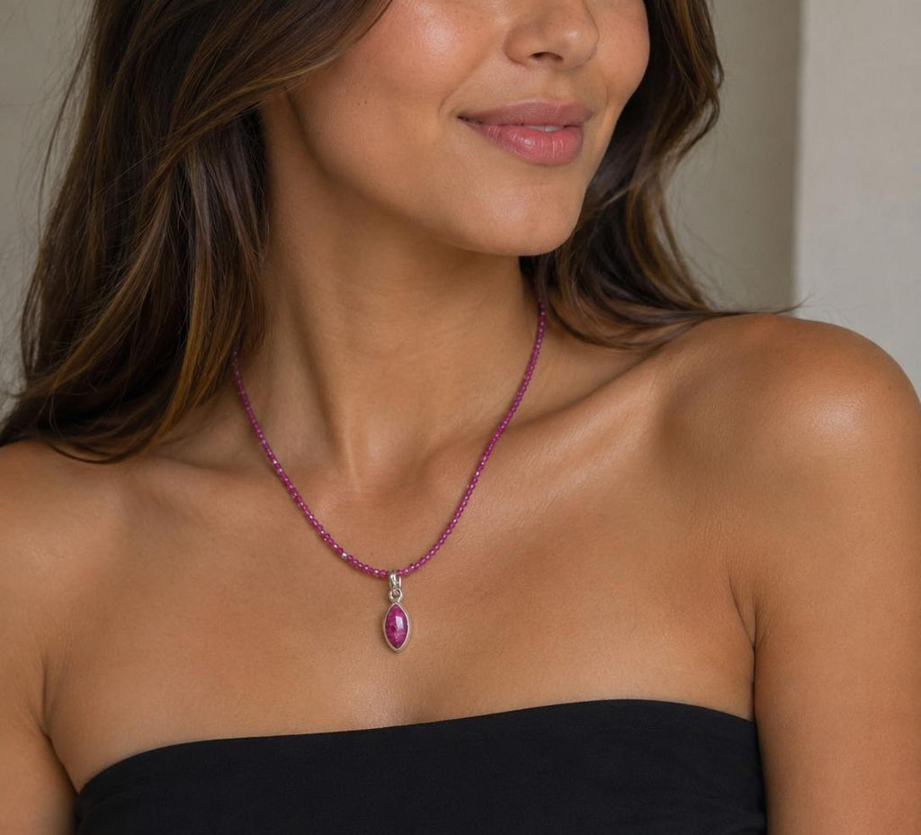 collar rubí