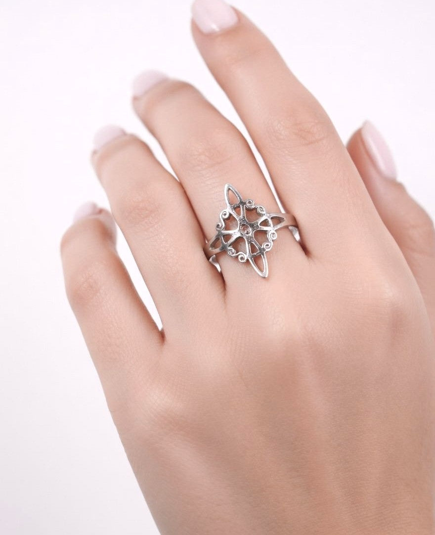 Anillo ajustable nudo de bruja plata 925