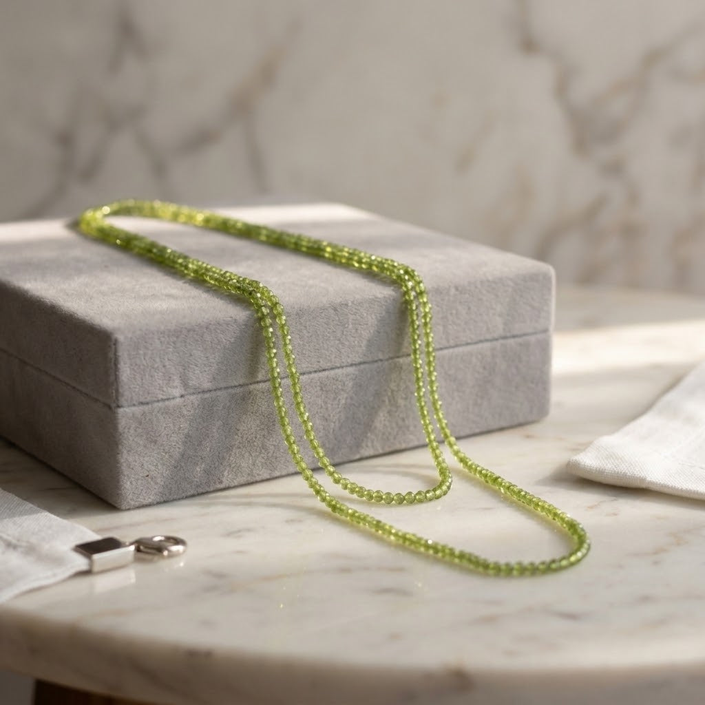 Collar Doble de Peridoto · Luz y Renovación