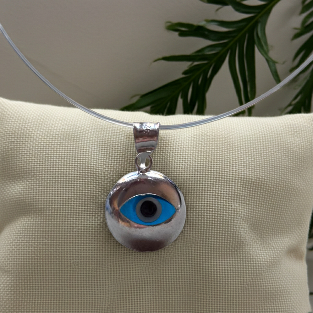collar ojo turco