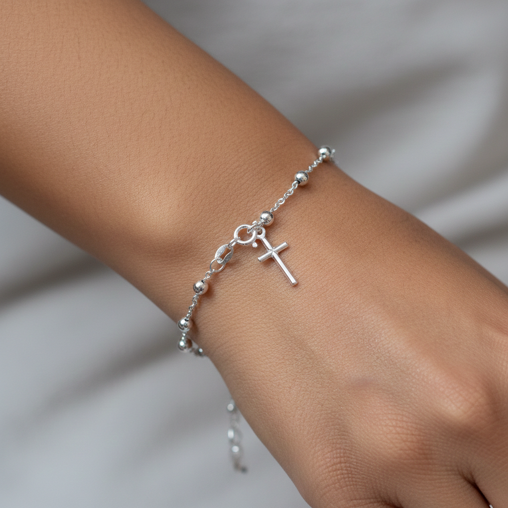 pulsera bolitas y cruz
