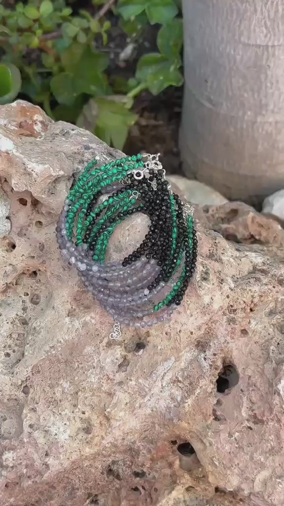 Pulsera Amatista, Turmalina y Malaquita  · Protección, equilibrio y sanación